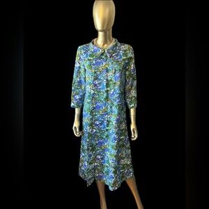 Vintage 50s 60s Blue Floral Housecoat Size Medium